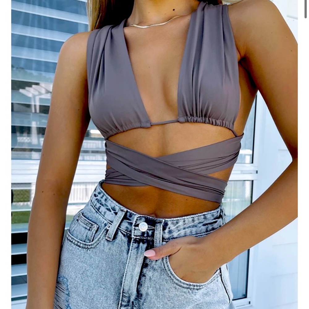 White fox tie top